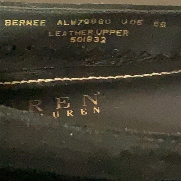 Lauren Ralph Lauren black suede flats size 6B - Picture 8 of 8